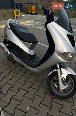 Скутер Peugeot Elyseo 2003 в Старому Самборі