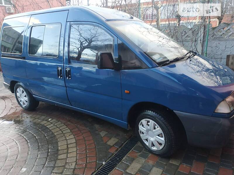 Peugeot Expert пасс.