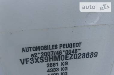 Вантажопасажирський фургон Peugeot Expert 2014 в 