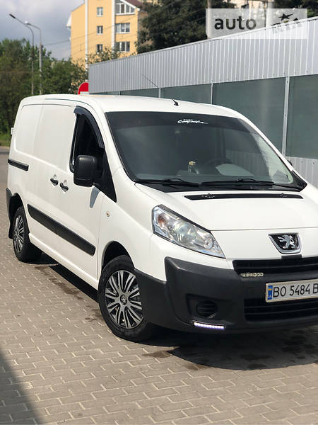 Вантажопасажирський фургон Peugeot Expert 2007 в 