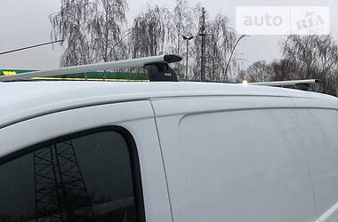 Грузопассажирский фургон Peugeot Expert 2015 в 