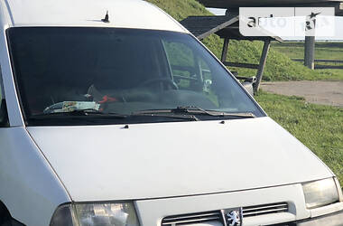 Грузопассажирский фургон Peugeot Expert 2000 в Львове