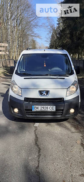 Другие грузовики Peugeot Expert 2007 в Радивилове