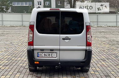 Минивэн Peugeot Expert 2007 в 