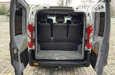 Минивэн Peugeot Expert 2007 в 