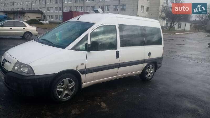 Минивэн Peugeot Expert 2005 в Киеве