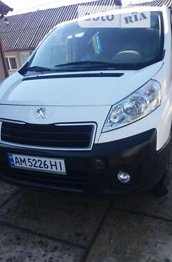 Грузовой фургон Peugeot Expert 2012 в 