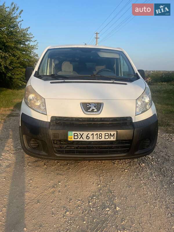 Мінівен Peugeot Expert 2010 в Хмельницькому фото 2 Мінівен Peugeot Expert 2010 в Хмельницькому