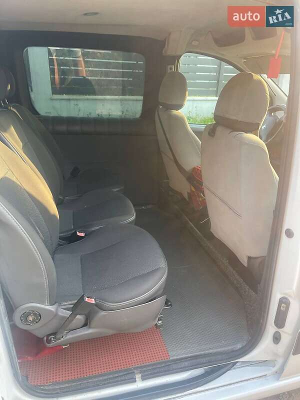 Мінівен Peugeot Expert 2010 в Хмельницькому фото 20 Мінівен Peugeot Expert 2010 в Хмельницькому