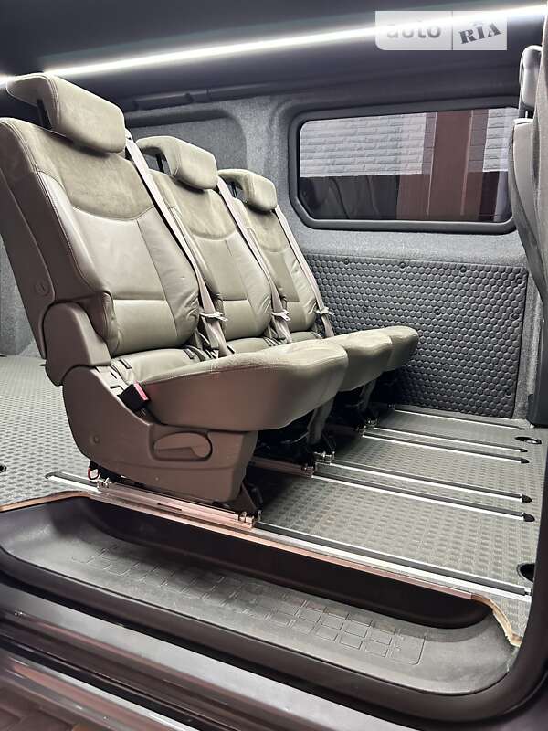 Грузовой фургон Peugeot Expert 2017 в Калуше