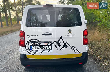 Минивэн Peugeot Expert 2021 в 