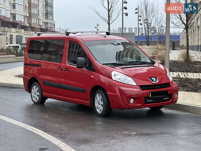 Минивэн Peugeot Expert 2008 в Умани