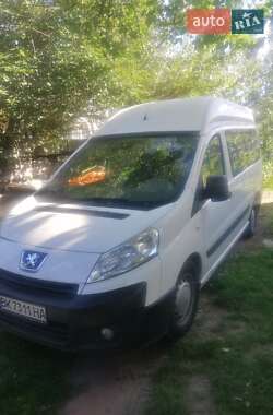 Мінівен Peugeot Expert 2010 в 