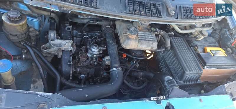 Минивэн Peugeot Expert 1996 в Млинове
