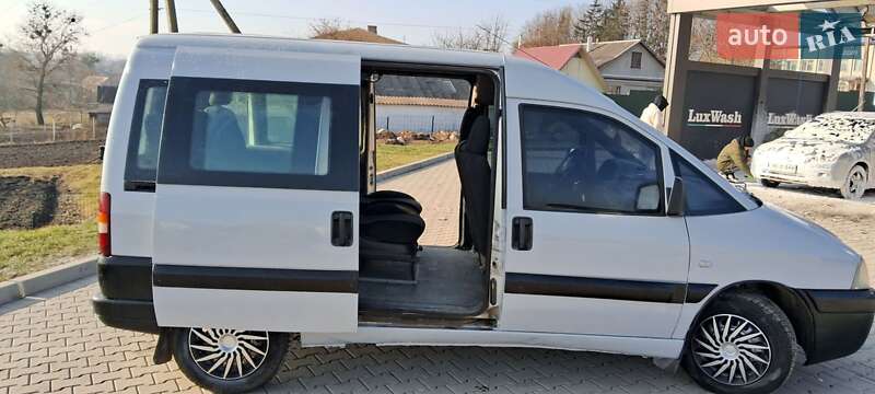 Мінівен Peugeot Expert 2005 в Шумську