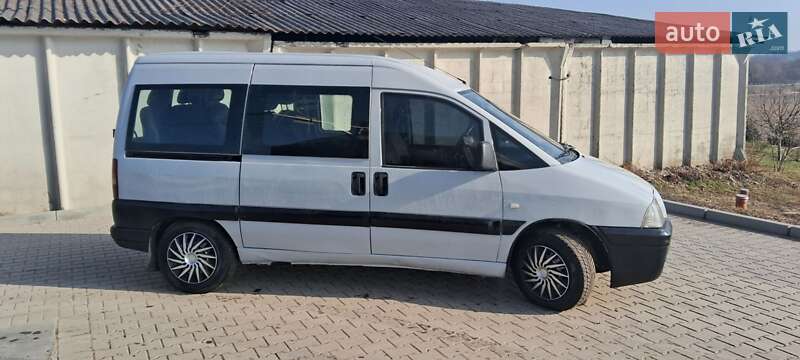 Мінівен Peugeot Expert 2005 в Шумську