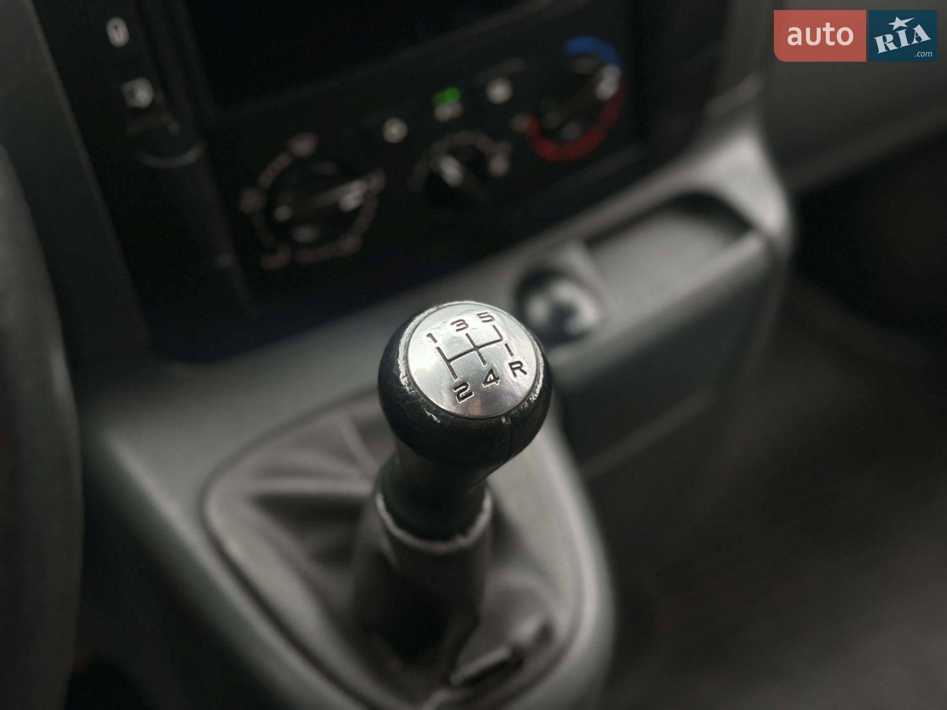 2010 Peugeot Expert - мініатюра 22