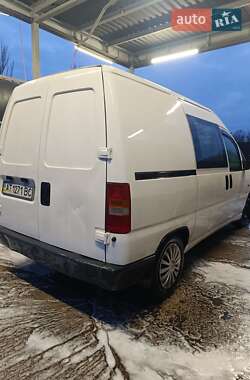 Минивэн Peugeot Expert 2000 в 