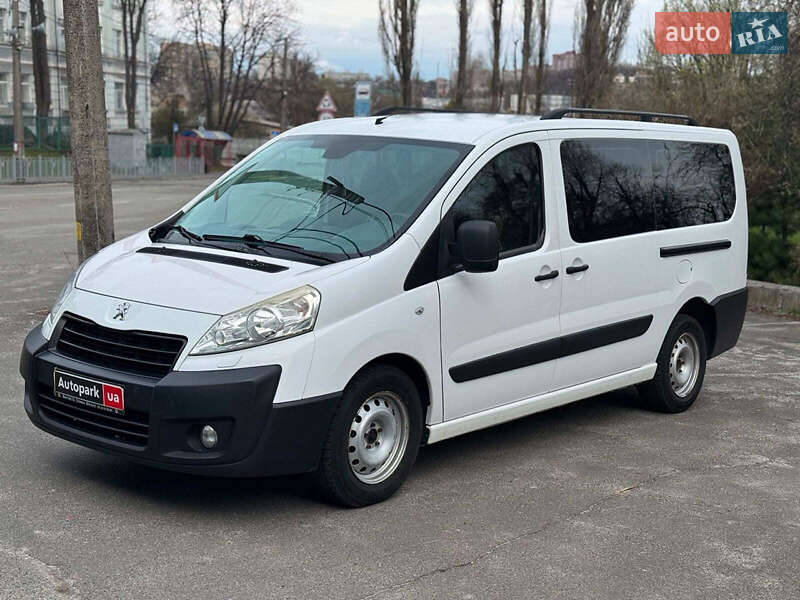 Минивэн Peugeot Expert 2015 в 