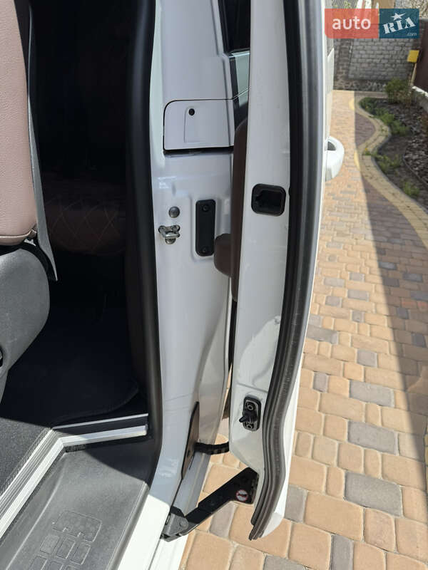 Мінівен Peugeot Expert 2020 в Житомирі фото 21 Мінівен Peugeot Expert 2020 в Житомирі