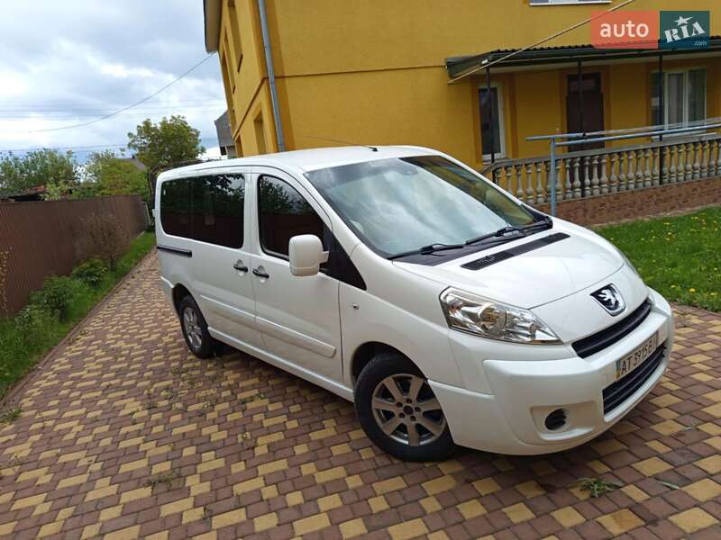 Минивэн Peugeot Expert 2009 в 
