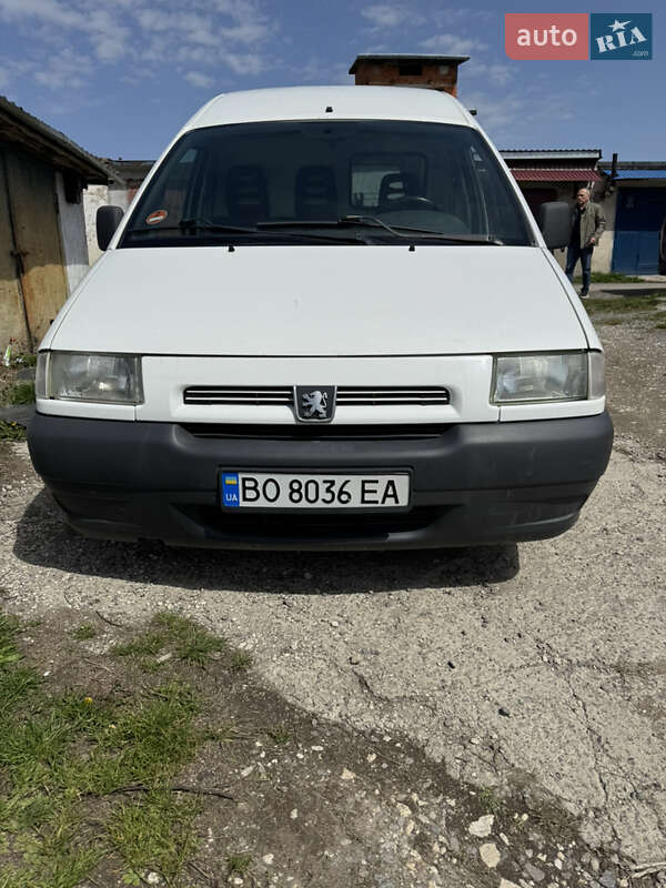 Грузовой фургон Peugeot Expert 2001 в 