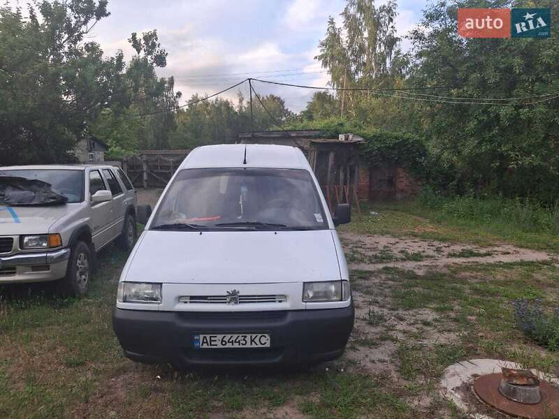 Мінівен Peugeot Expert 1999 в Кривому Розі