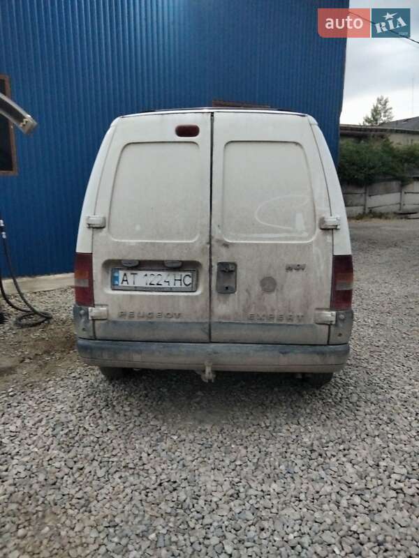 Грузовой фургон Peugeot Expert 2004 в Ивано-Франковске