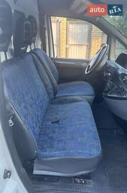 Грузовой фургон Peugeot Expert 2001 в 