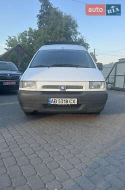 Грузовой фургон Peugeot Expert 2001 в 