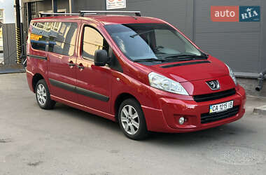 Минивэн Peugeot Expert 2008 в Умани