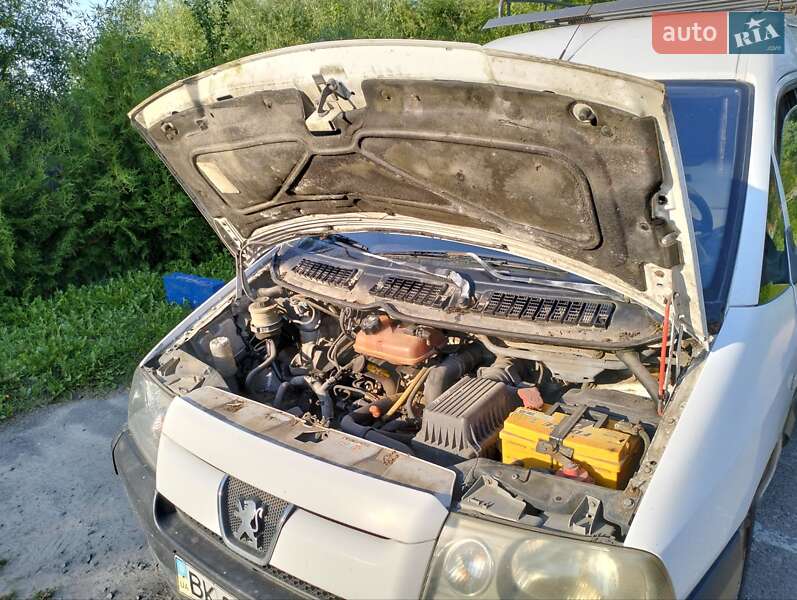 Минивэн Peugeot Expert 2005 в Ровно