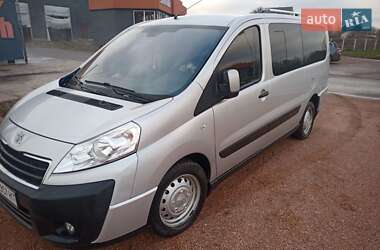 Минивэн Peugeot Expert 2013 в 