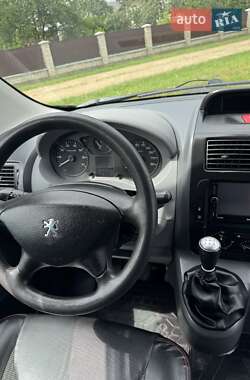 Минивэн Peugeot Expert 2007 в 