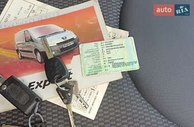 Минивэн Peugeot Expert 2008 в 