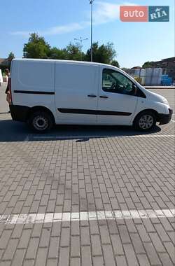 Грузовой фургон Peugeot Expert 2008 в 