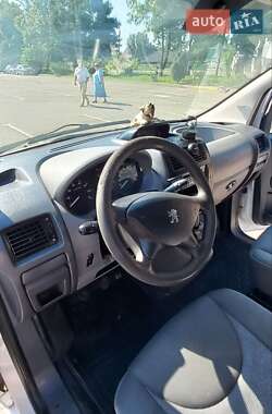 Грузовой фургон Peugeot Expert 2008 в 