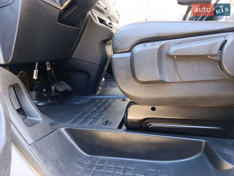 Грузовой фургон Peugeot Expert 2021 в Фастове