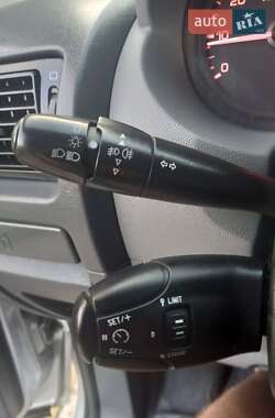 Минивэн Peugeot Expert 2007 в 