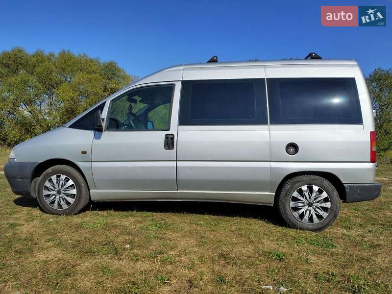 Минивэн Peugeot Expert 2000 в Яворове