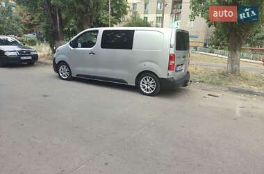 Минивэн Peugeot Expert 2016 в 