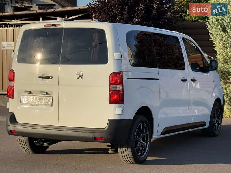 Мінівен Peugeot Expert 2017 в Києві фото 47 Мінівен Peugeot Expert 2017 в Києві