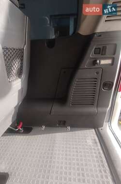 Минивэн Peugeot Expert 2012 в 