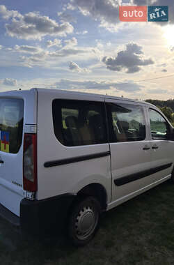 Минивэн Peugeot Expert 2007 в 