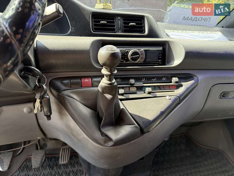 Минивэн Peugeot Expert 2005 в Корсуне-Шевченковском фото 22 Минивэн Peugeot Expert 2005 в Корсуне-Шевченковском