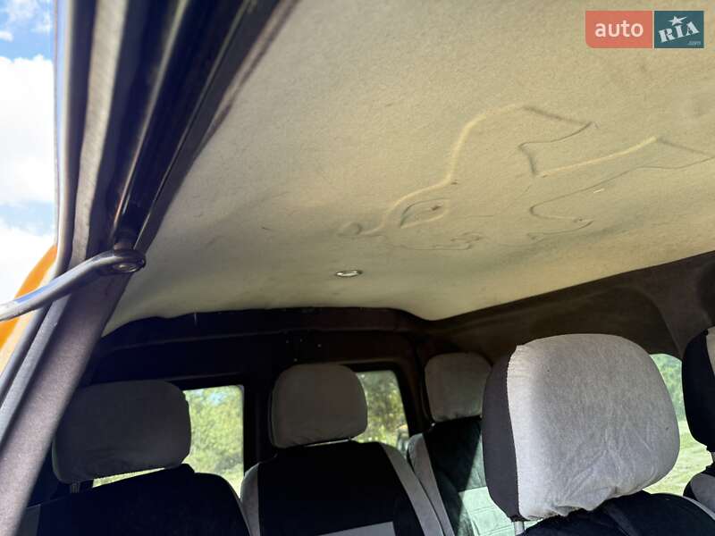 Минивэн Peugeot Expert 2005 в Корсуне-Шевченковском фото 30 Минивэн Peugeot Expert 2005 в Корсуне-Шевченковском
