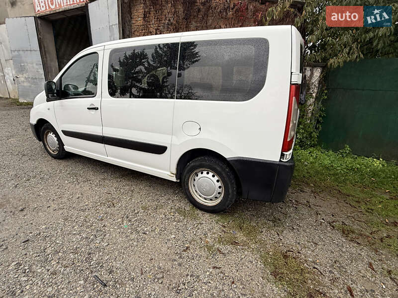 Минивэн Peugeot Expert 2007 в Борщеве