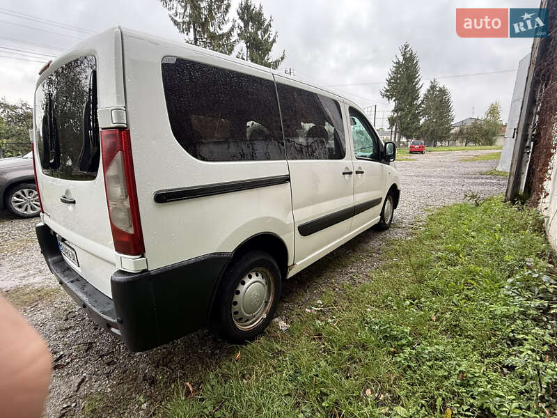 Минивэн Peugeot Expert 2007 в Борщеве