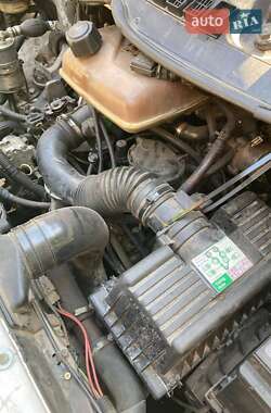 Грузовой фургон Peugeot Expert 2002 в 