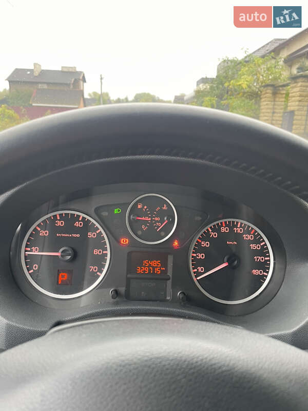 Минивэн Peugeot Expert 2013 в Киеве